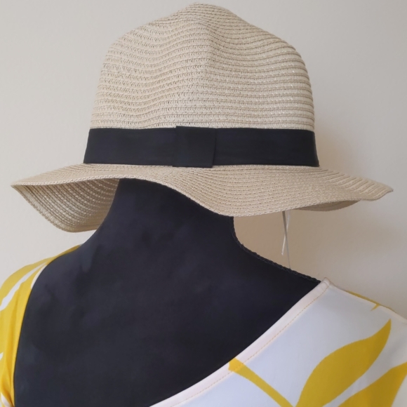 straw fedora beach hat